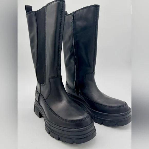 UGG Black Leather Ashton High Chelsea Winter Boots Size 7 - Picture 3 of 8